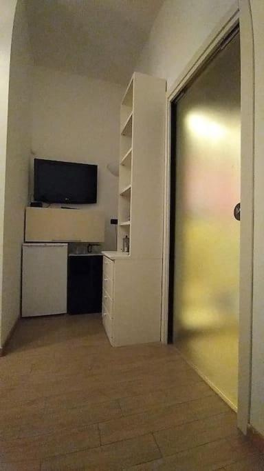 Edith Home Doccia Idromassaggio Milan Bagian luar foto